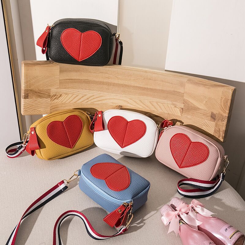 petit sac femme motif coeur