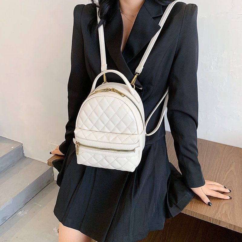 sac à dos pratique pour femme à carreaux