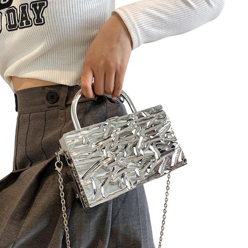 sac à main argenté pour femme