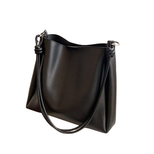 sac a main au design rétro pour les jeunes