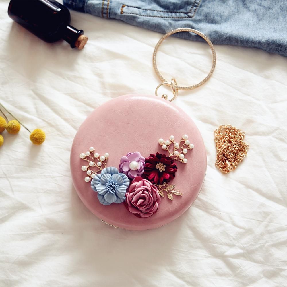 sac à main baroque chic